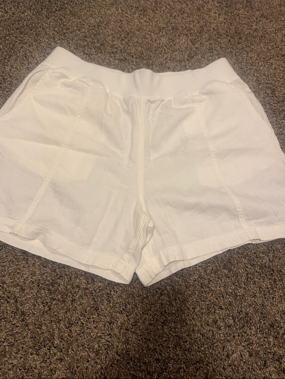 Faherty Women's White Pull-On Shorts